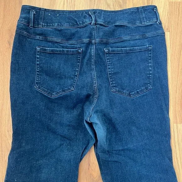 lane bryant - ultra high rise flare denim jean - flex magic waistband - size 22 - Picture 8 of 10